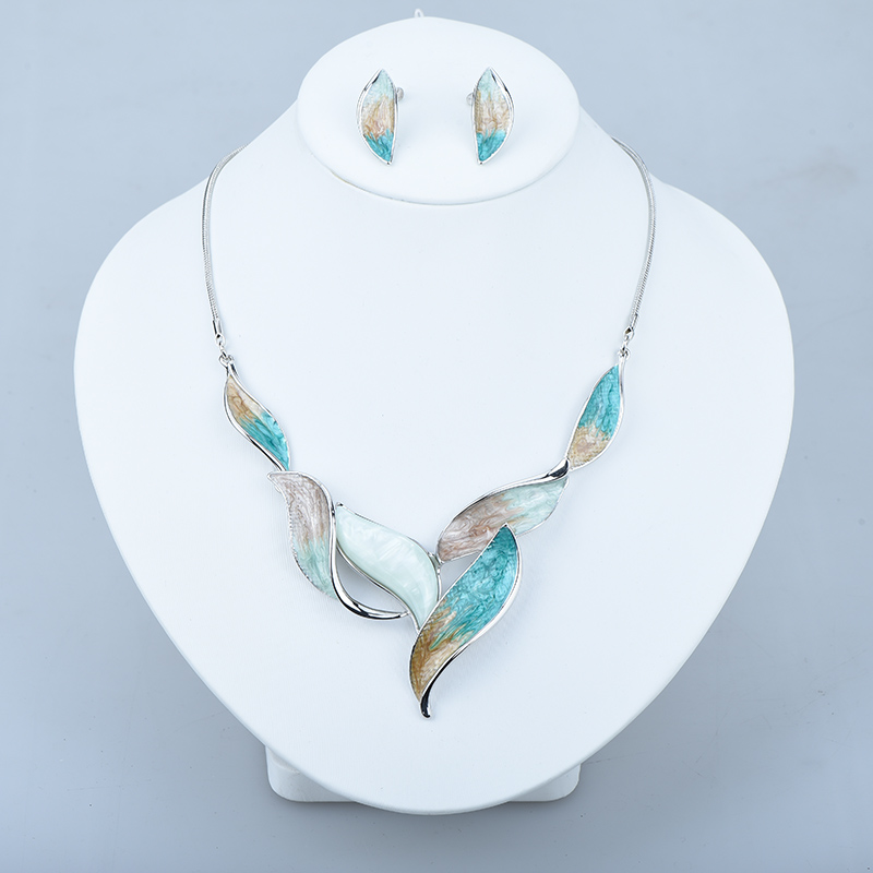Resin Art Earrings Design - ICEYY ออกแบบใหม่แฟชั่น Art ภาพวาดเรซิ่น Leaf Collar