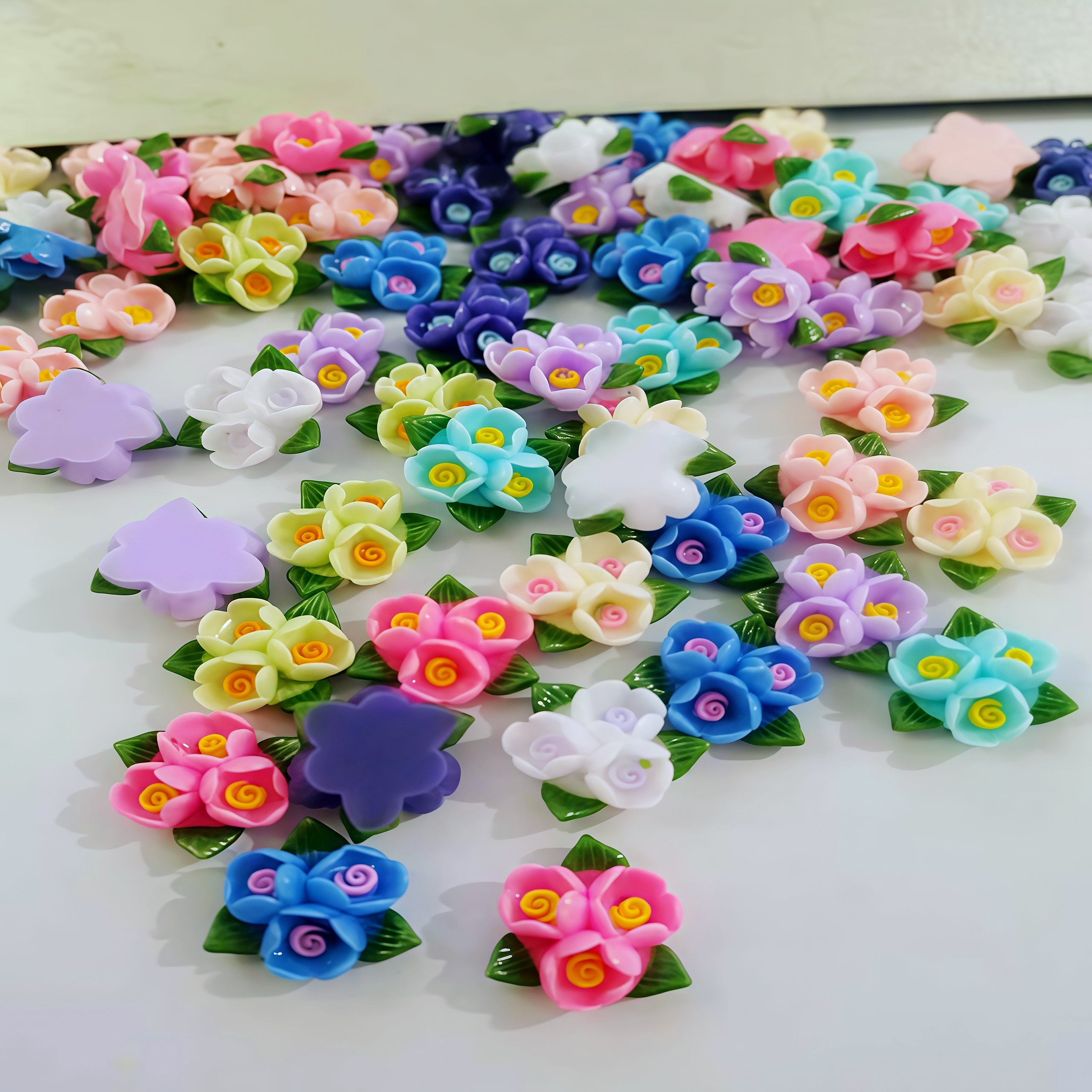ดอกกุหลาบและใบไม้เรซิ่นหลากสีข - Resin Art Of Rose บทวิจารณ์และราคา