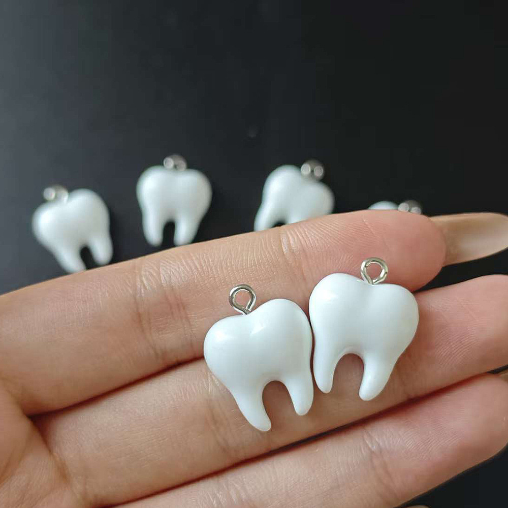จี้เรซิ่นรูปฟันสีขาวน่ารัก 10  - Resin Art Kits For Adults บทวิจารณ์และราคา
