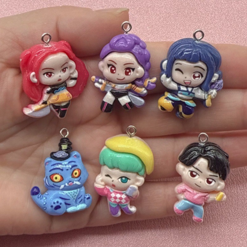 จี้การ์ตูนเรซิ่น 10 ชิ้น, ต่าง - Resin Art Kits For Adults บทวิจารณ์และราคา