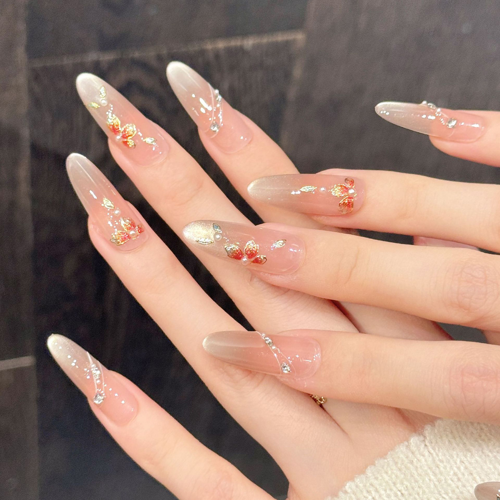 เล็บปลอมทำมือ 10 ชิ้น กดติดเล็ - Resin Art With Flowers บทวิจารณ์และราคา